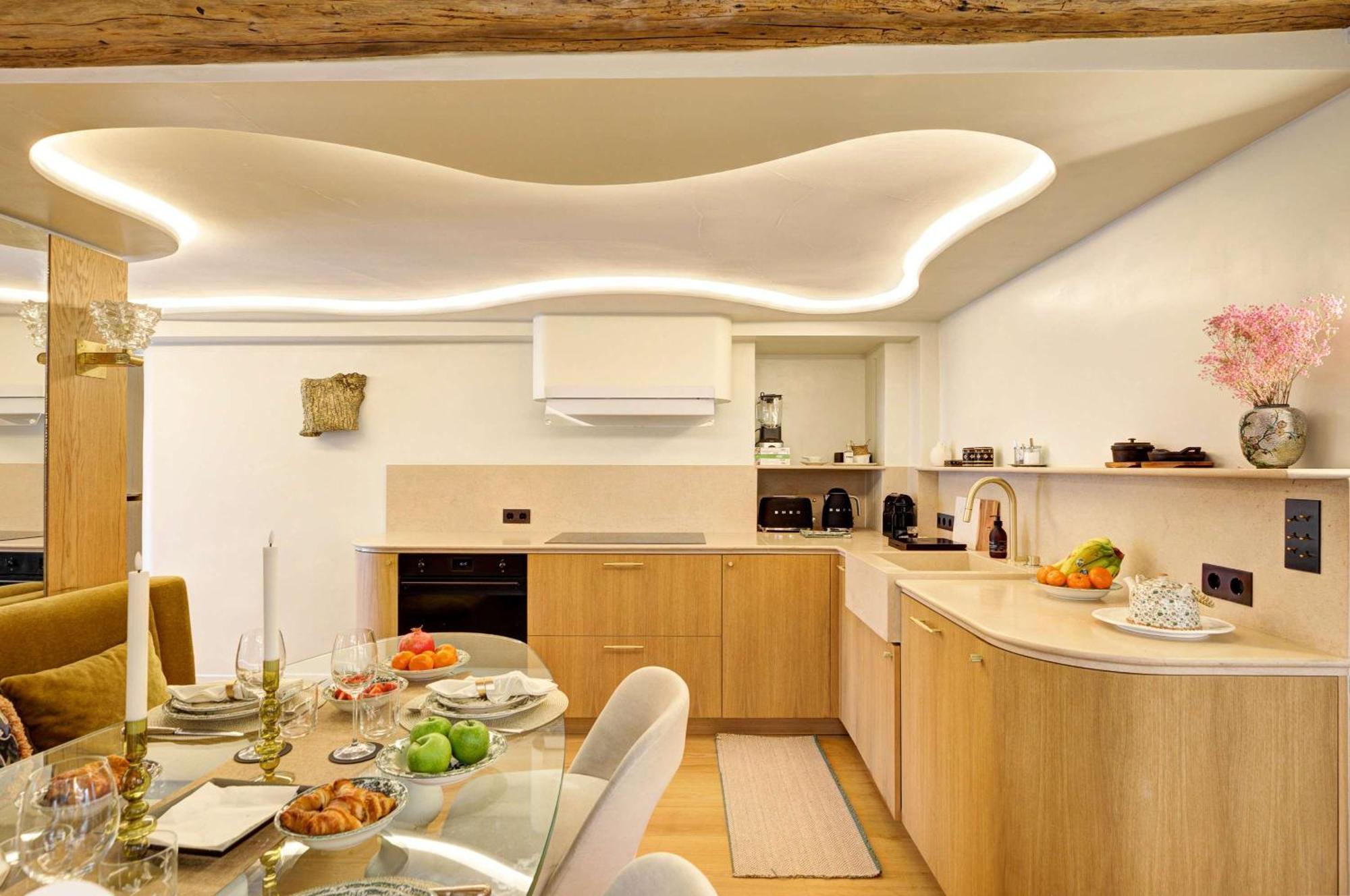 Ultra Luxe Et Confort Au Coeur Des Champs-elysees Apartment Paris