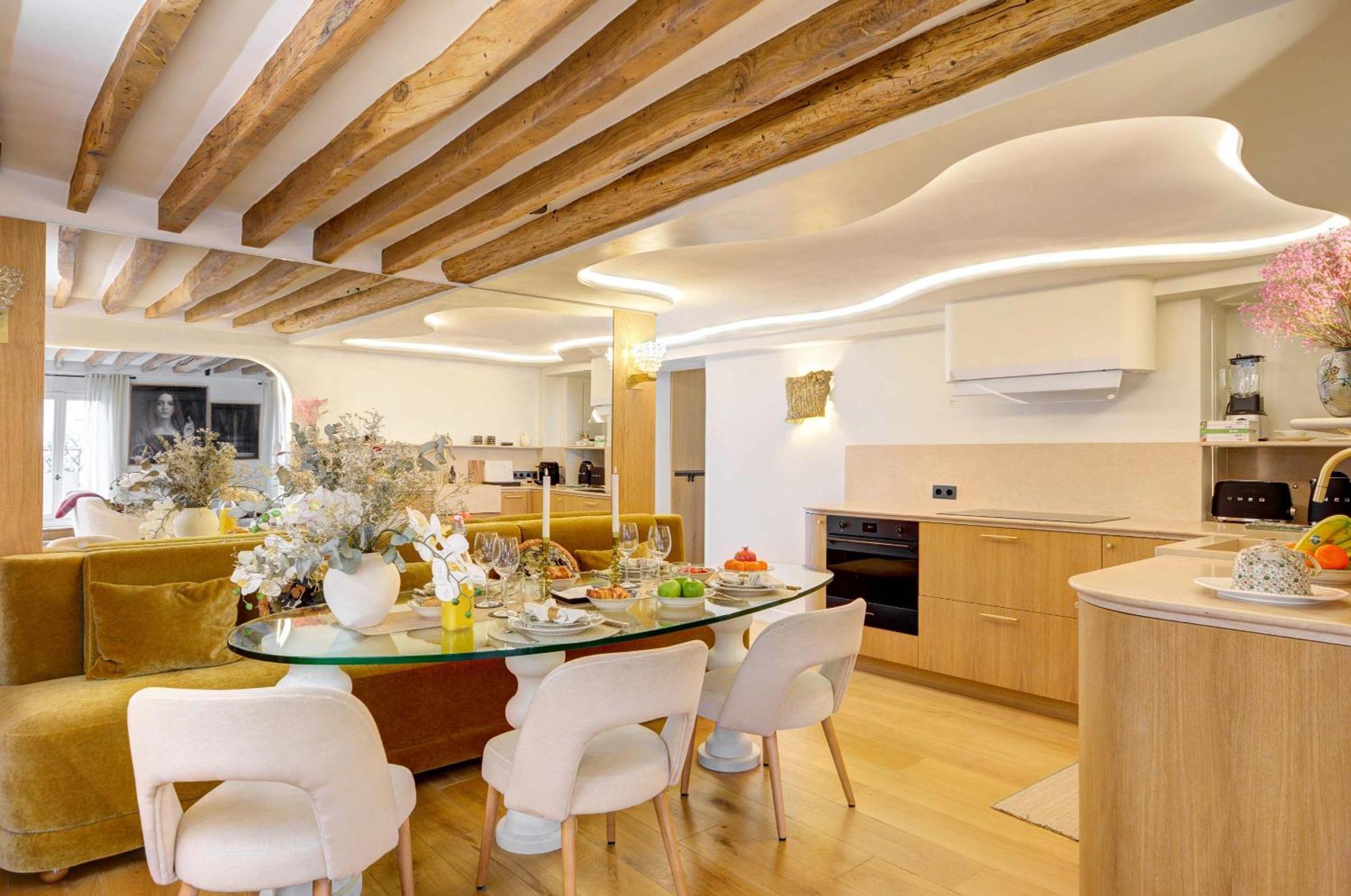 Ultra Luxe Et Confort Au Coeur Des Champs-elysees Apartment Paris