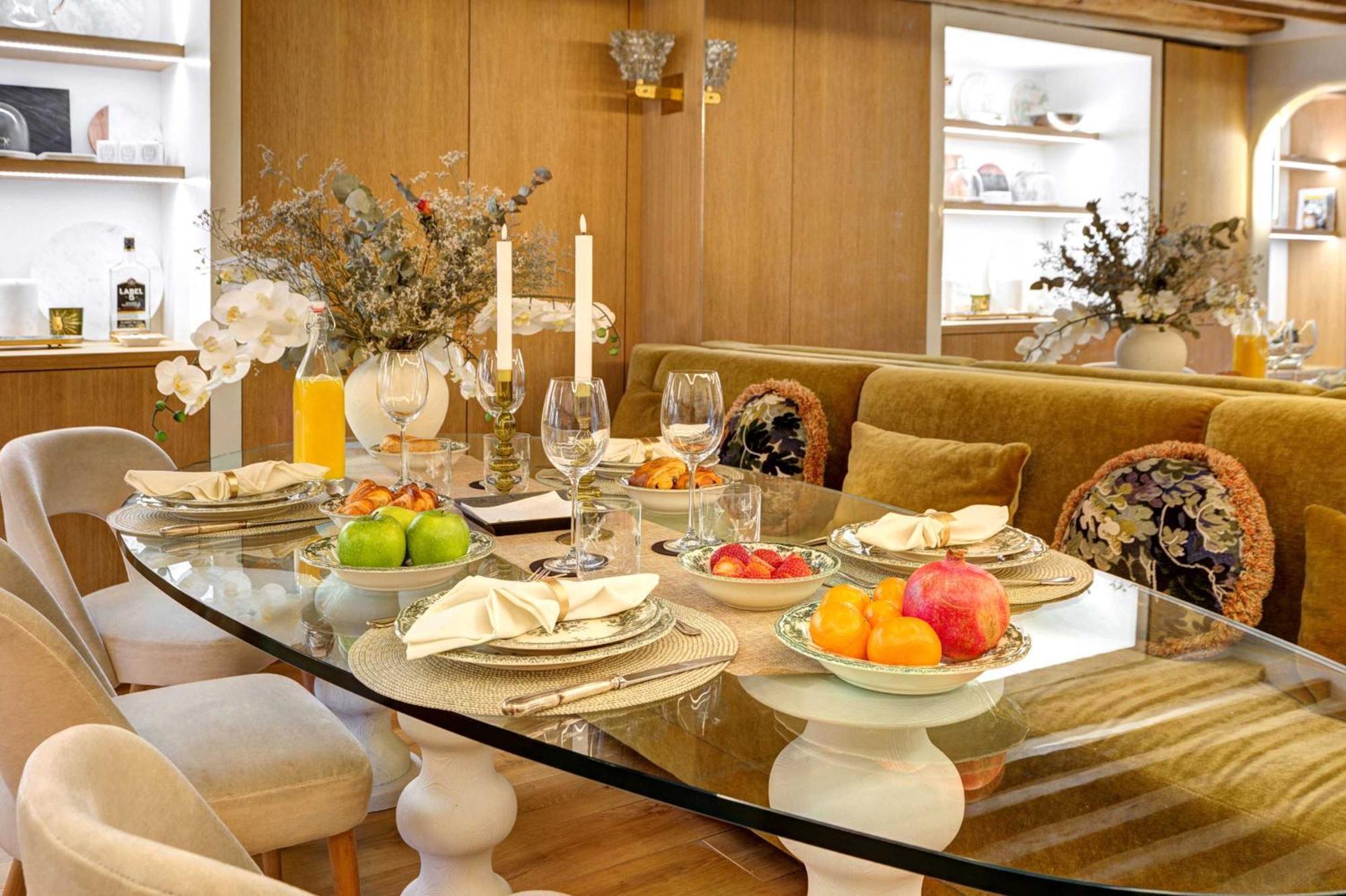 Ultra Luxe Et Confort Au Coeur Des Champs-elysees Apartment Paris